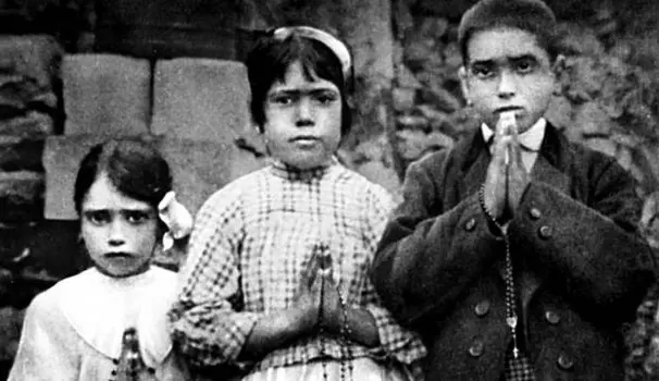 Papa Francesco, i pastorelli di Fatima santi il 13 maggio