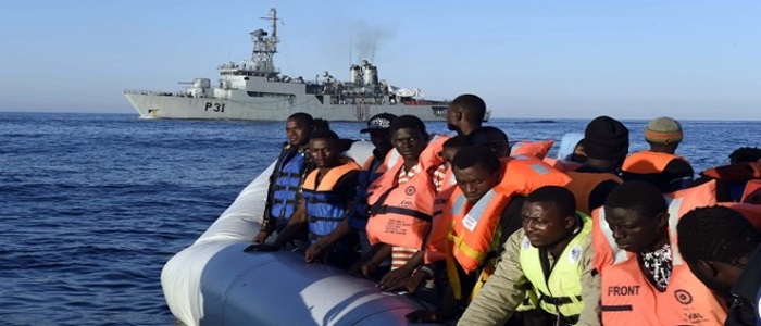 Il governo, sbarchi record non casuali: "Una regia guida l'esodo"