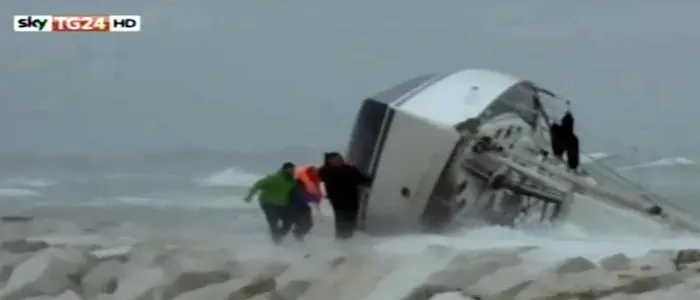 Rimini, incidente in barca a vela: ritrovati i corpi degli ultimi dispersi