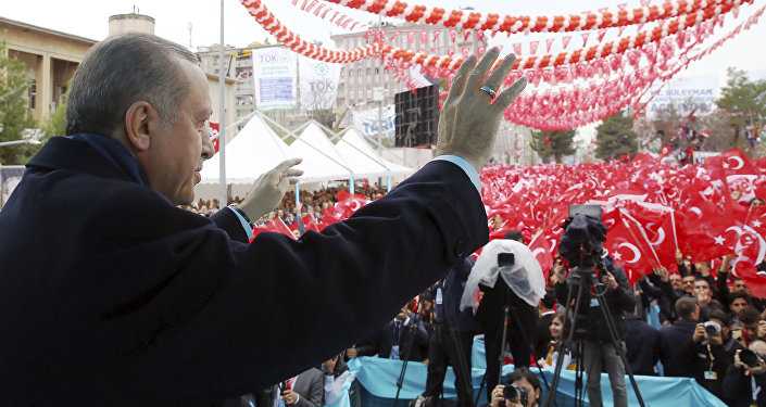Turchia, domani referendum: repubblica parlamentare o repubblica presidenziale?