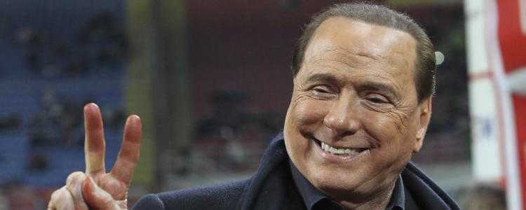 Fine era Berlusconi per il Milan, venduto al cinese Li Yonghong