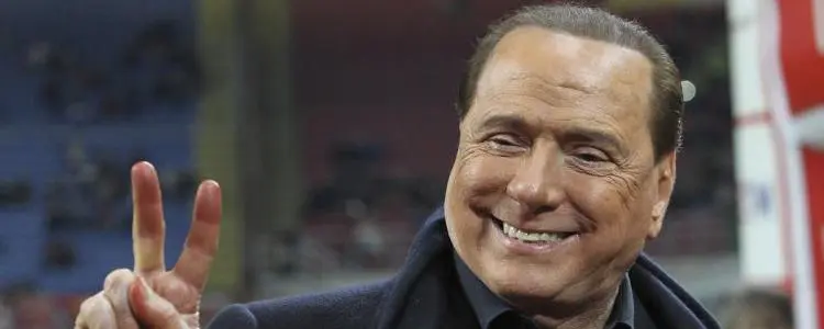 Fine era Berlusconi per il Milan, venduto al cinese Li Yonghong