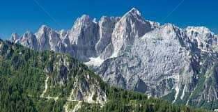 Incidente sulle Alpi Giulie: morti due alpinisti