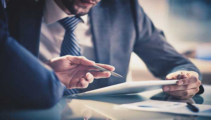 Truffe: risparmiatori frodati da promotore finanziario, 3 indagati nel catanzarese