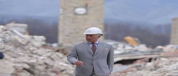 Carlo d'Inghilterra in visita ad Amatrice, "pregherò per voi"