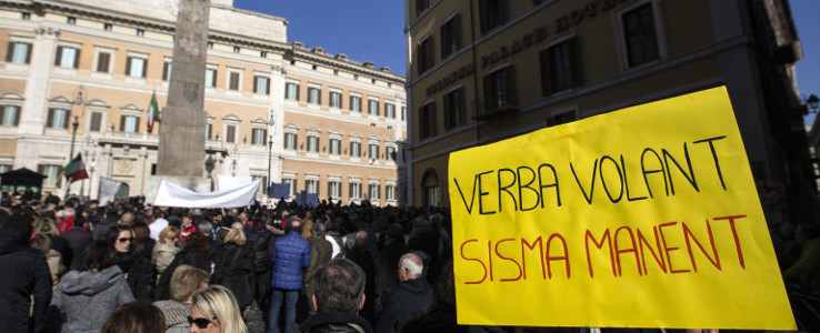 Terremotati in rivolta "basta parole vogliamo i fatti"
