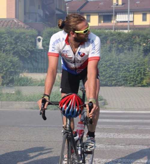 Eros D'Ambrosio, ultracycler della provincia di Milano, si prepara per la Race Across Italy