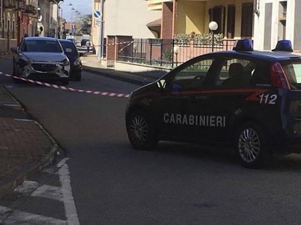 Vercelli, accoltella per strada l'ex moglie:la donna è in fin di vita