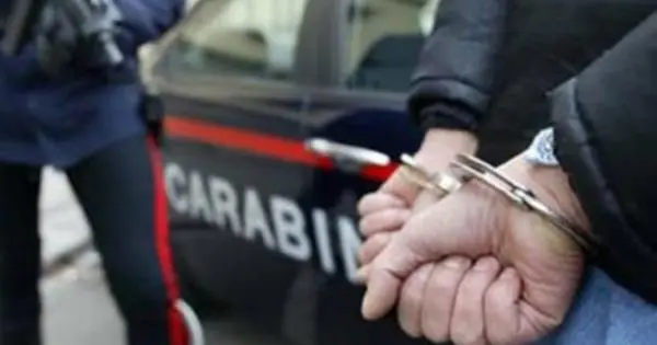 Napoli: prima i furti, poi le Maldive