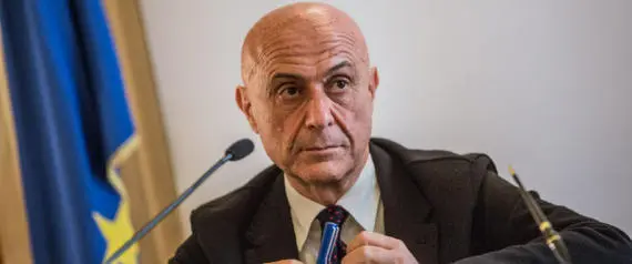 Terrorismo, il Ministro dell'Interno Minniti firma l'espulsione di un cittadino marocchino