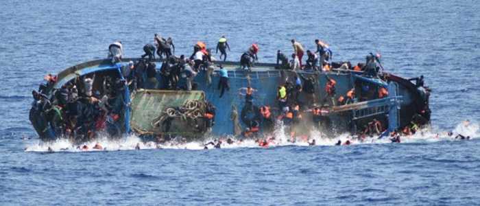 Migranti, naufragio davanti alle coste libiche: almeno 240 morti