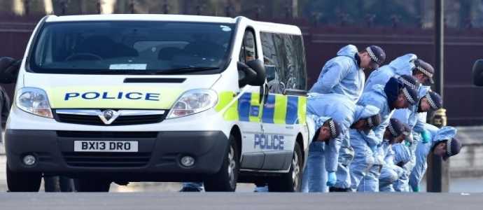 Attacco Londra, Scotland Yard annuncia due nuovi arresti e conferma il nome del killer