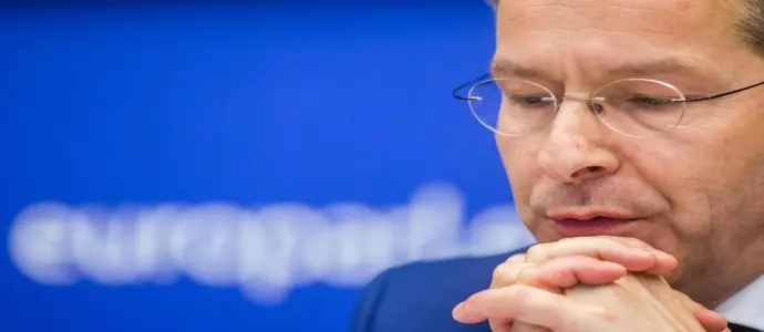 Renzi: Dijsselbloem dovrebbe dimettersi