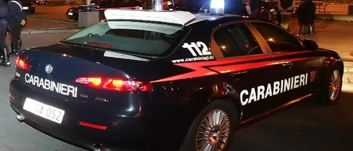 Napoli, donna violentata e rapinata da due uomini. Un fermo e un arresto