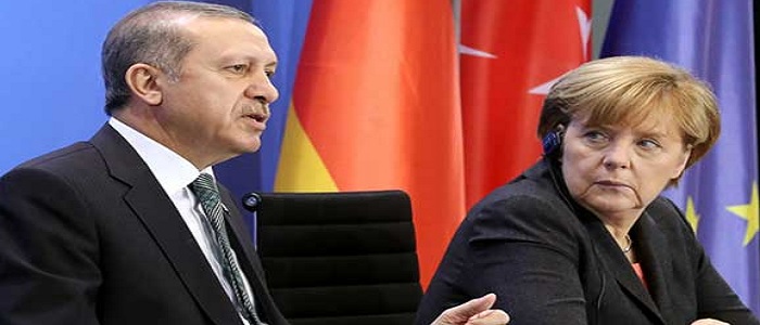 Erdogan contro Merkel: "Usi metodi nazisti"