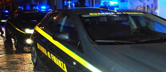 Droga: traffico cocaina, maxi-operazione tra Toscana e Calabria