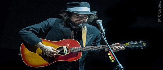 Capossela con il tour "Ombra" un successo annunciato a Reggio Calabria (Foto)