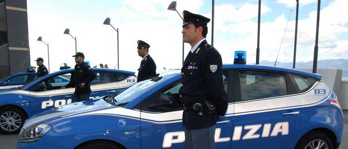 Napoli, maxi blitz anticamorra Ps: 28 arresti