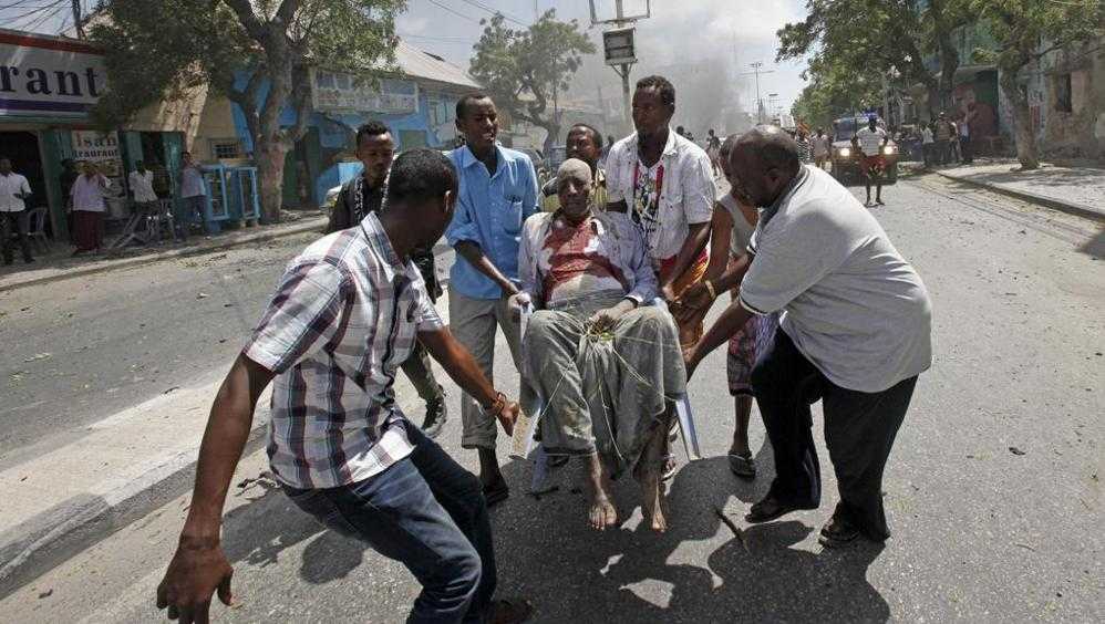 Mogadiscio, esplode autobomba vicino hotel: almeno sei morti