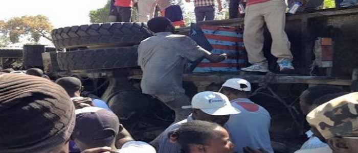 Haiti, un bus travolge la folla. 34 morti e molti feriti