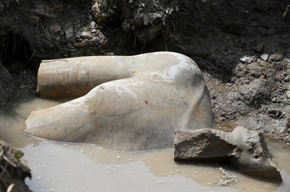 Il Cairo: archeologi egiziani trovano una statua di grandi dimensioni di Ramses II