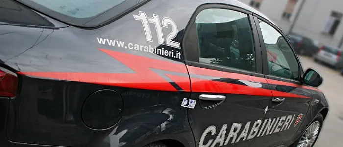 Genova, uomo gambizzato in un bar davanti a un bambino