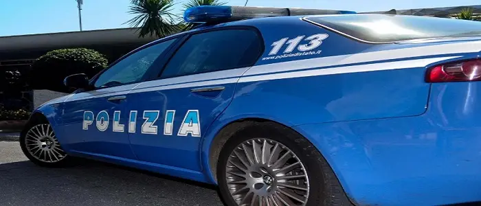 Iglesias, morta donna accoltellata dal marito davanti alle figlie
