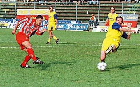 Calcio in lutto: morto Tarcisio Catanese, fu protagonista della promozione in A del Parma di Scala