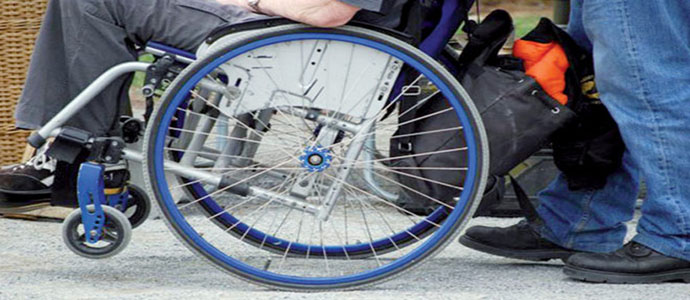 Ruba il borsello ad un disabile, arrestato a Catanzaro