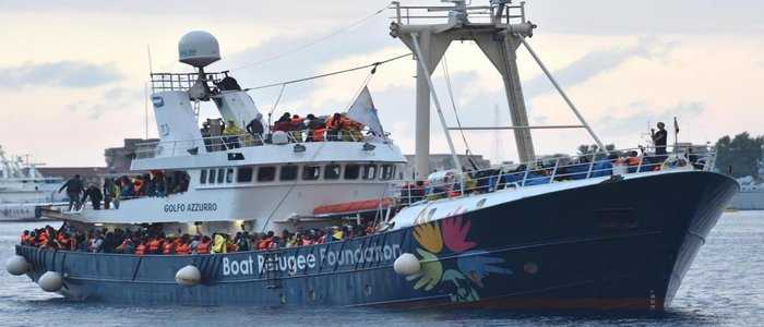 Ragusa, nave con 466 migranti in arrivo a Pozzallo