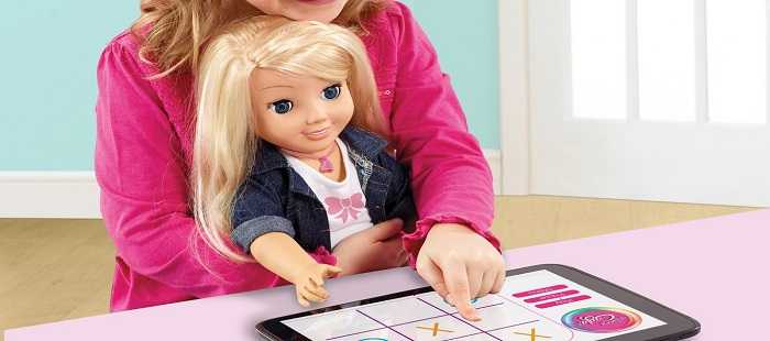 Germania, allarme per la bambola 'Cayla': "Viola la privacy"