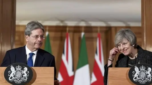 Londra, Gentiloni incontra May: «No a Brexit distruttiva»