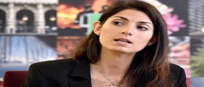 Roma, caso Raggi: per la Procura non c'è reato