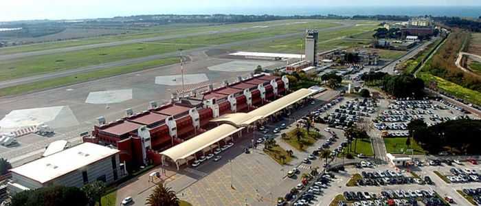 Aeroporto di Lamezia Terme, previsti investimenti per 38 milioni di euro in tre anni
