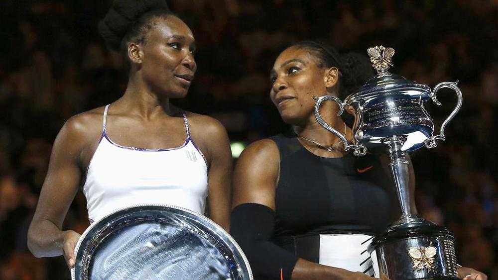 Australian Open: Serena Williams conquista il titolo. Battuta Venus