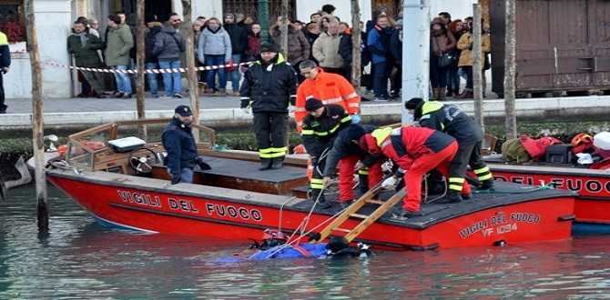 Venezia, il Comune pagherà il funerale del profugo morto nel Canal Grande