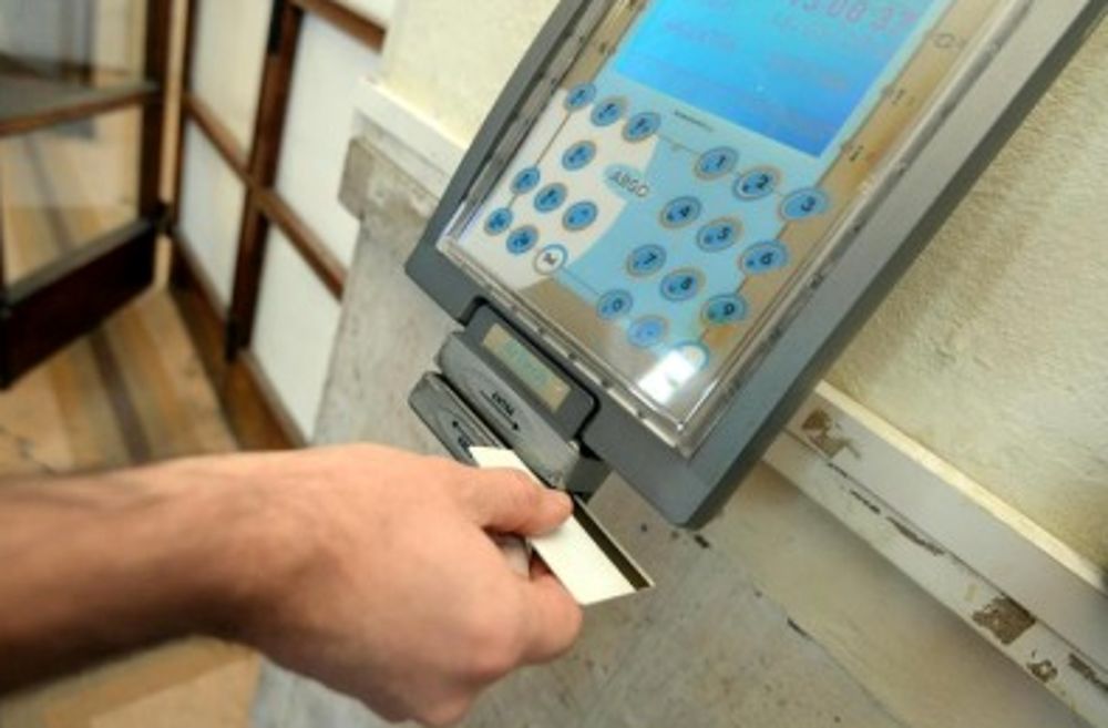 Nola, dipendenti assenteisti: 63 avvisi