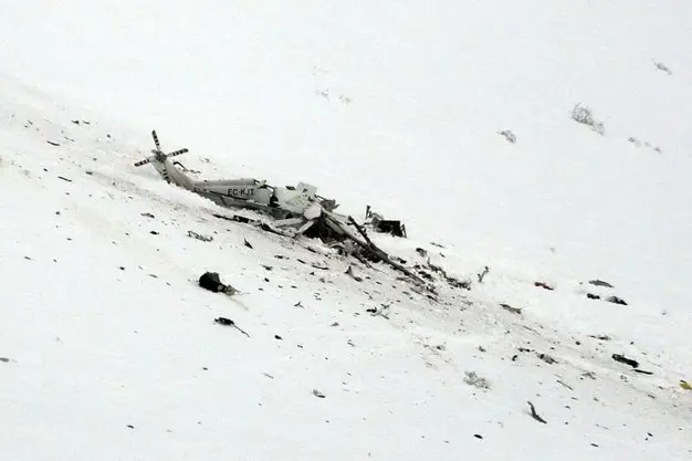 Elicottero precipitato a Campo Felice, ipotesi avaria o errore umano