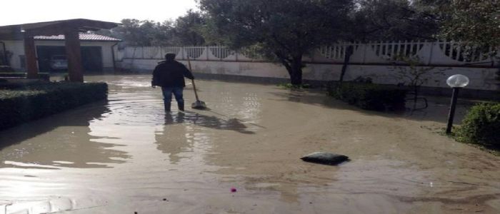 Maltempo in Calabria, danni a strade e acquedotti. Chiuse diverse scuole