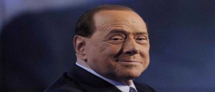 Elezioni, Berlusconi: "Mi candido per vincere"