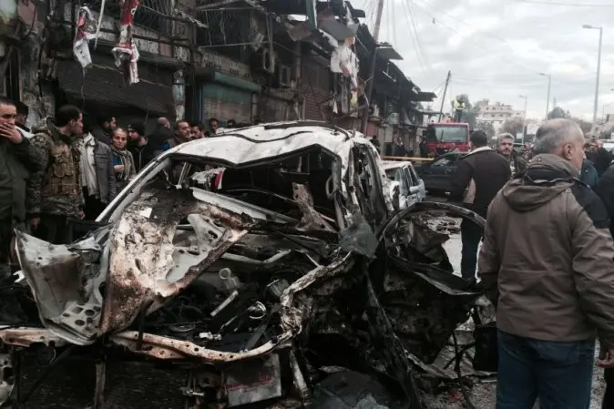 Siria, autobomba al mercato di Azaz: almeno 43 vittime