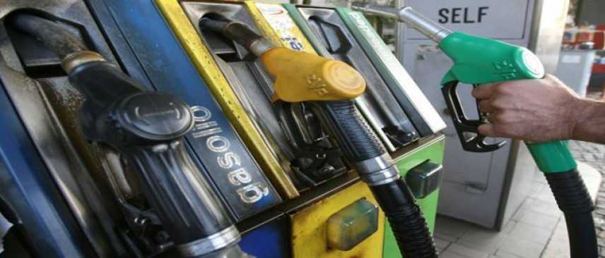 Nuovi rialzi per i prezzi di benzina e diesel