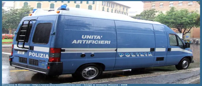 Bomba Firenze, in corso indagini sull'ordigno