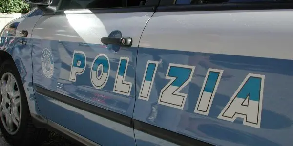 Firenze: artificiere ferito dall'esplosione di un pacco bomba