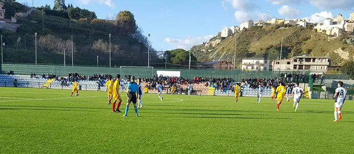 Coppa Calabria Trofeo Rosario Silipo: Cosenza e Locri avanti tutta