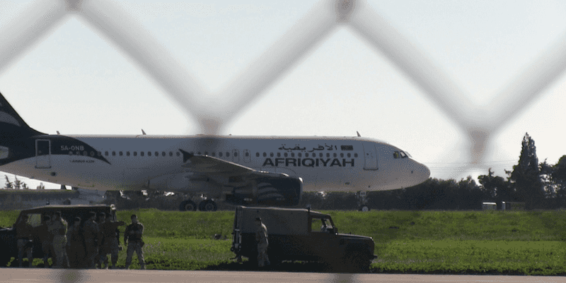 Malta, aereo libico dirottato con 118 passeggeri a bordo