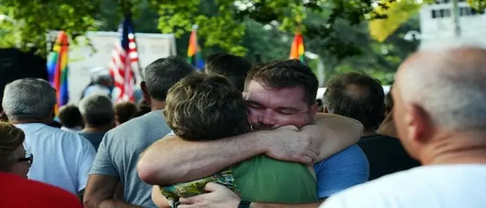 Strage di Orlando: i parenti delle vittime fanno causa ai social network