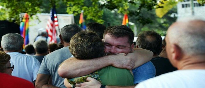 Strage di Orlando: i parenti delle vittime fanno causa ai social network
