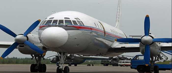 Russia, aereo militare precipita in Siberia: 32 feriti
