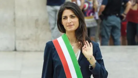 Sotto inchiesta nomine giunta Raggi, perquisizioni in Campidoglio. La sindaca: "Nulla da nascondere"